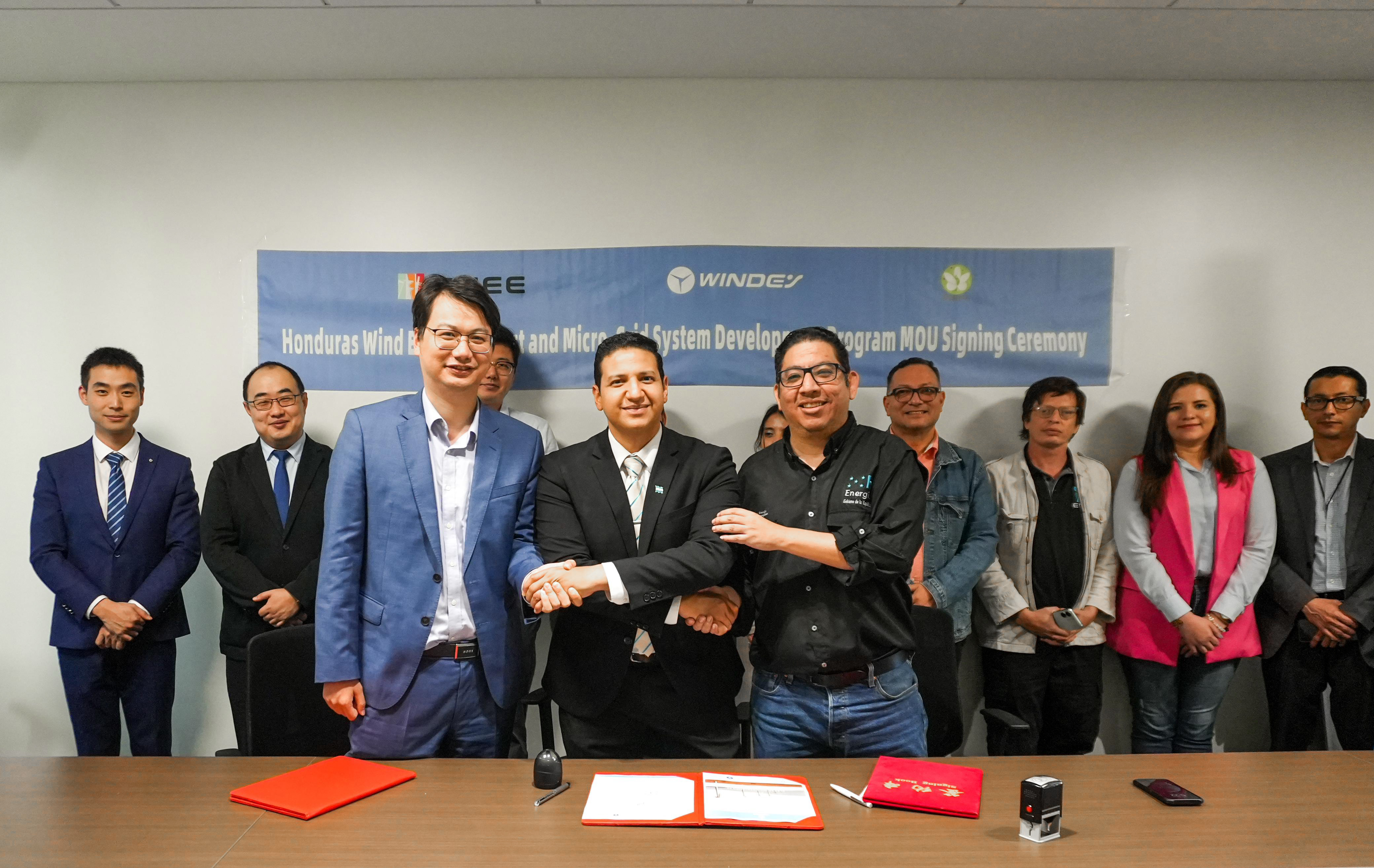 建交首个！龙八国际股份与洪都拉斯签署新能源合作谅解备忘录